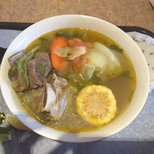 Sopa de res