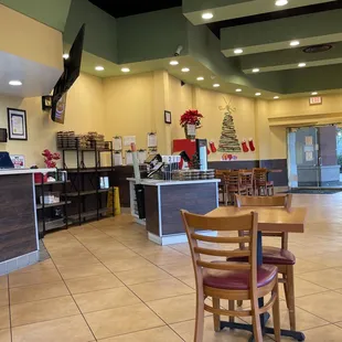 Good music and clean restaurant.