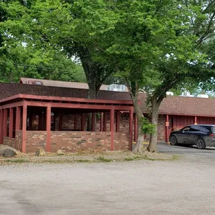 Building and outdoor seating area
