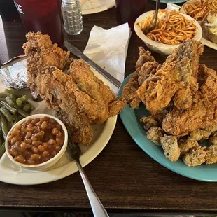 I had the chicken Backs and 3 sides!! 9 backs + sides for $5.50!!