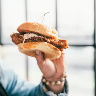 HOT NASHVILLE CHICKEN SANDWICH