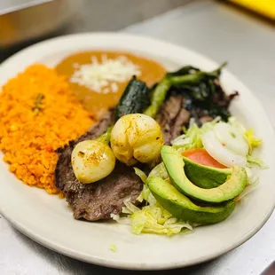 a plate of mexican food