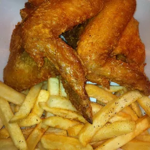 3-Piece Wings &amp; Fries