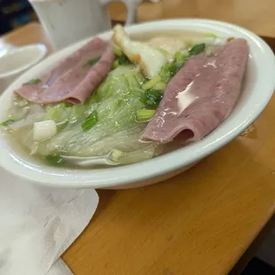 Ham and egg with macaroni soup