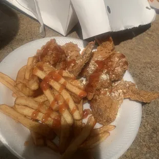 Wings with mild sauce and lemon pepper seasoning.