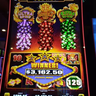 2 handpay jackpots today at Old Chicken totaling over $8,000. Show me the however you pronounce this game Cash. October 2024