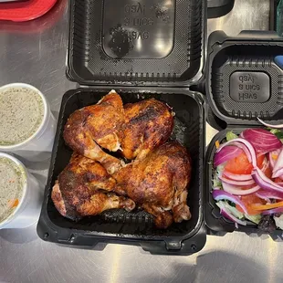 A little bit of everything in this pictures,  but focus on the peruvian chicken. So fresh and so clean. Smooth, fresh and tasty!