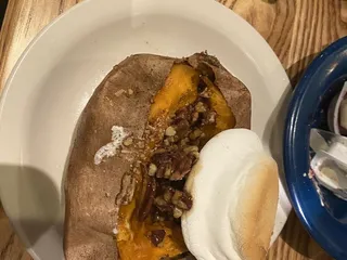 Cracker Barrel Old Country Store