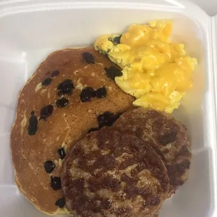 3 piece blueberry pancake platter.