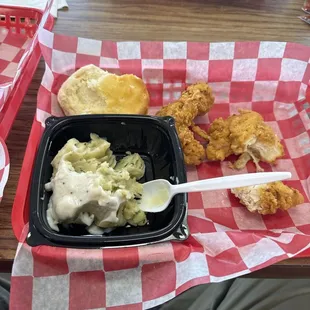 3 pc chicken strips, mash potatoes, biscuit!