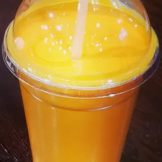 Mango lassi
