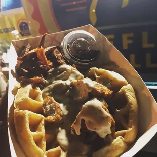 Country chicken gravy on waffle!!!