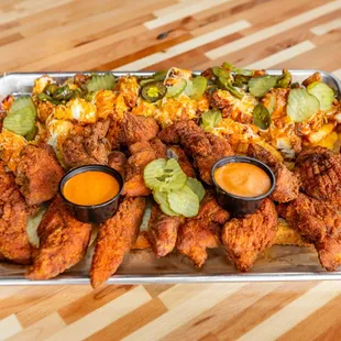 fried chicken wings, bbq wings, poultry, chicken wings and fried chicken, bbq chicken, fried chicken, chicken wings, food, chicken