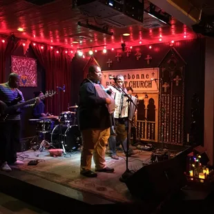 Excellent zydeco band. Different bands every night. If there&apos;s a cover, 100% goes to the band!!!