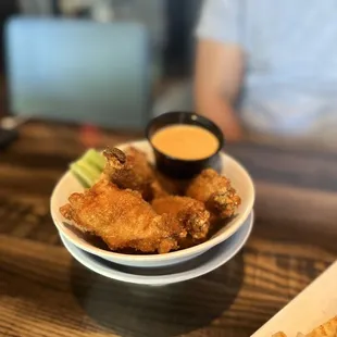 Wings with dry rub