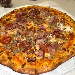 Carne pizza