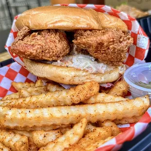 IG @FoodandPooch