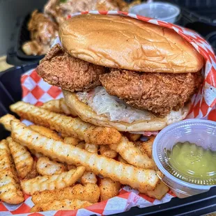 IG @FoodandPooch
