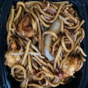 N2. Lo Mein Noodles