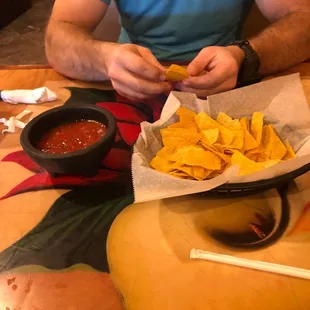 Free chips and salsa. Love the salsa!