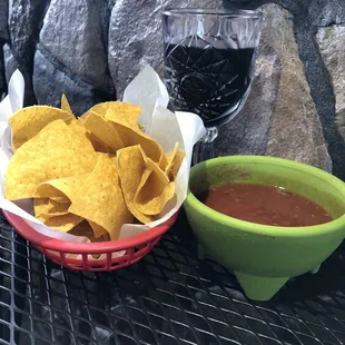 Chips &amp; salsa