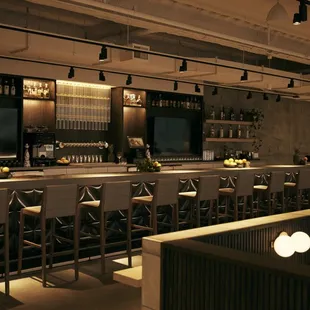 sushi and sashimi, interior