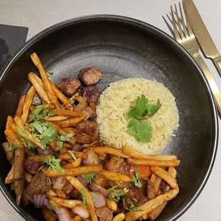 Lomo Saltado