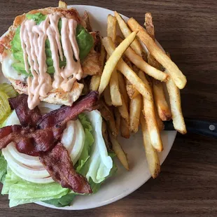 Baja chicken sandwich