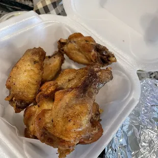 Fried chicken wings