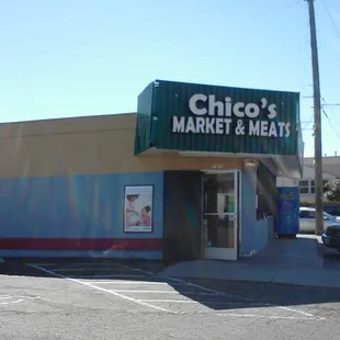 a car parked in front of the store