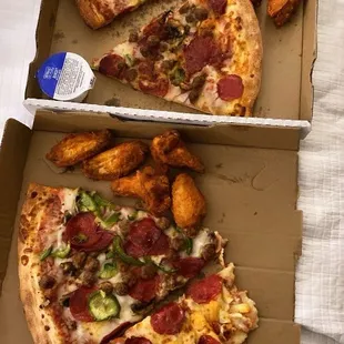 food, pizza