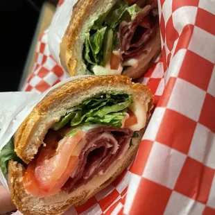 Salami sandwich