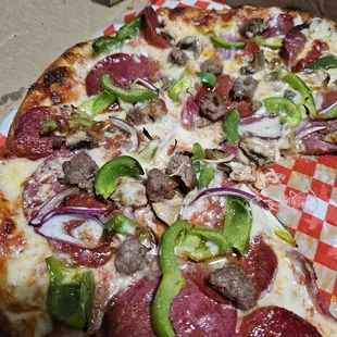 Small Chicos Special Pizza