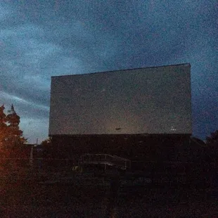 The sun has finally set. Time for the show!