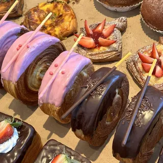 Chocolate Croissant Wheel