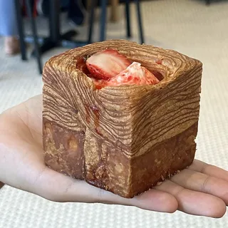 Strawberry Cheesecake Croissant Cup