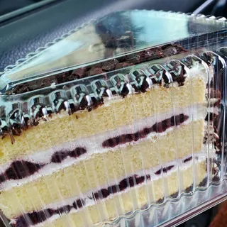 Chocolate Blueberry Sliced Cake