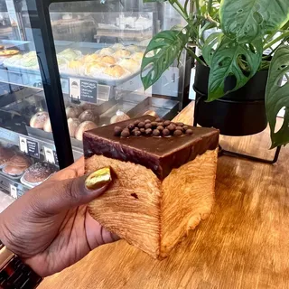 Chocolate Croissant Cube
