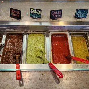Salsa bar - House (great), Avocado (fine), Rosa (meh), Verde (good), Diablo (amazing; spicy and sweet)