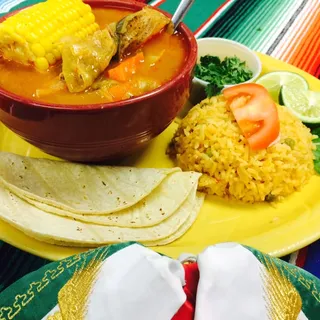 Caldo de Res