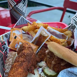 Chicken slider w/ extra tender