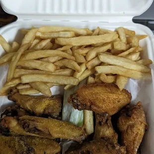Kids chicken box with regular fries