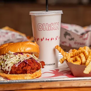 poultry, chicken wings and fried chicken, bbq wings, fried chicken wings, bbq chicken, food, chicken wings, fried chicken, chicken