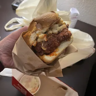 Mac Daddy sandwich, medium heat
