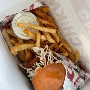 Chicken sandwich combo