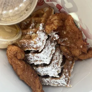 Chikn &amp; Waffles*
