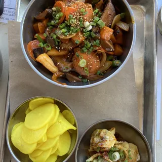 Stir Fried Spicy Rice Cakes