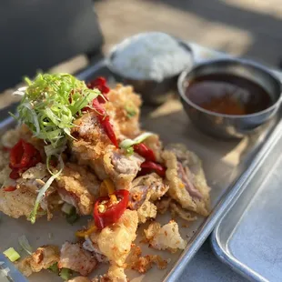 chicken wings and fried chicken, food