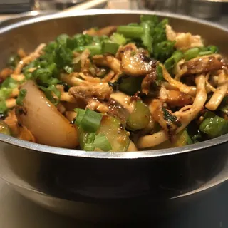 Wok Charred Wheat Flour Noodles