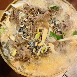 Yetnal Bulgogi (marinated beef in broth)!!